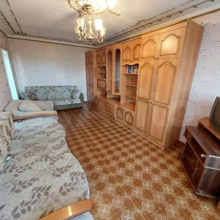 1-к. квартира, 37 м, 5/5 эт. - Фото 0