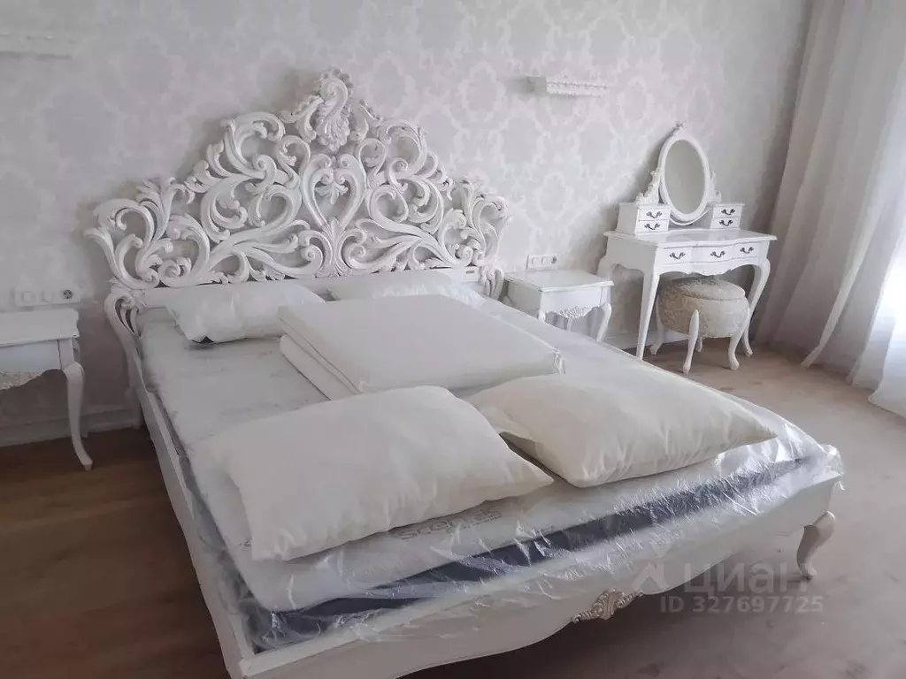 2-к кв. Крым, Ялта ул. Ломоносова, 25 (80.0 м) - Фото 0