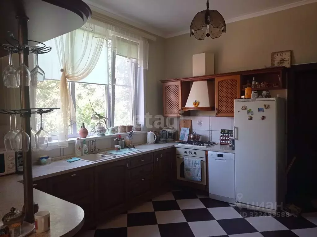 Дом в Краснодарский край, Темрюкский район, Голубицкое с/пос, ... - Фото 2