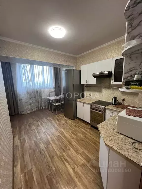3-к кв. Кемеровская область, Новокузнецк Запорожская ул., 79 (90.0 м) - Фото 0
