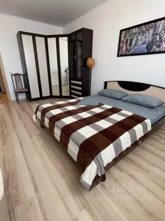 Комната Свердловская область, Екатеринбург ул. Степана Разина, 2 - Фото 1