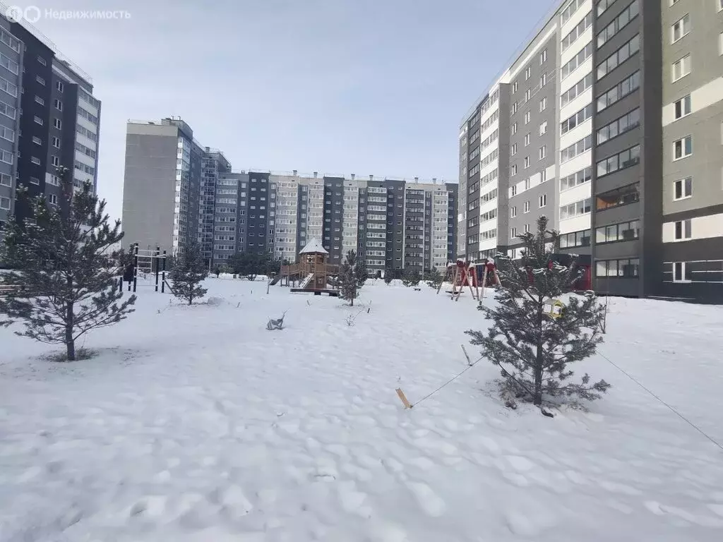 2-комнатная квартира: Каменск-Уральский, Каменская улица, 94А (59 м) - Фото 1