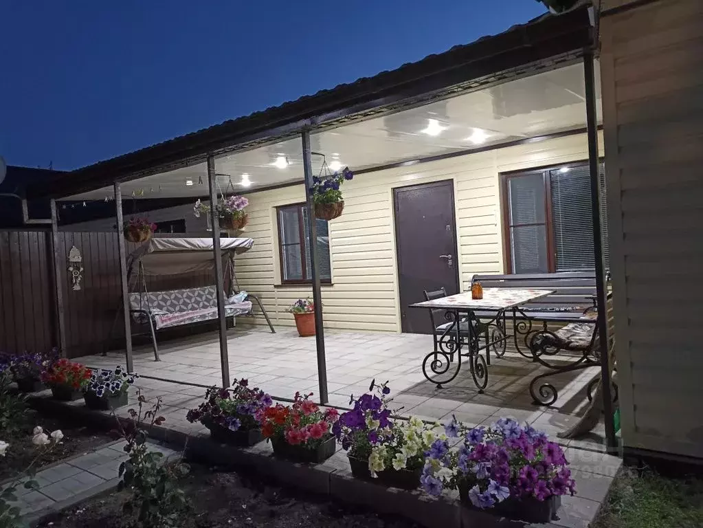 Дом в Воронежская область, Павловск Придорожная ул., 41 (40 м) - Фото 0