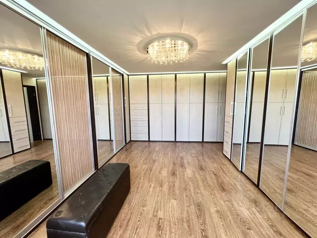 4-к кв. Мурманская область, Мурманск просп. Ленина, 25 (123.0 м) - Фото 2