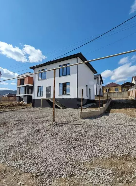 Дом в Краснодарский край, Новороссийск ул. Добровольцев (154 м) - Фото 1