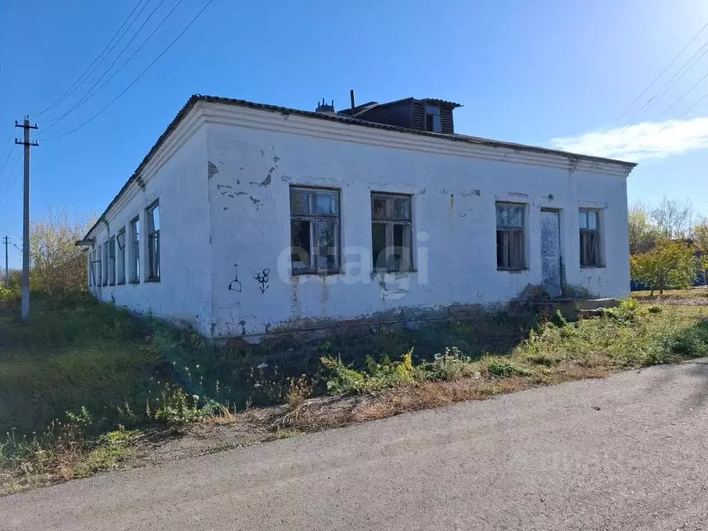 Помещение свободного назначения в Воронежская область, Воробьевский ... - Фото 0
