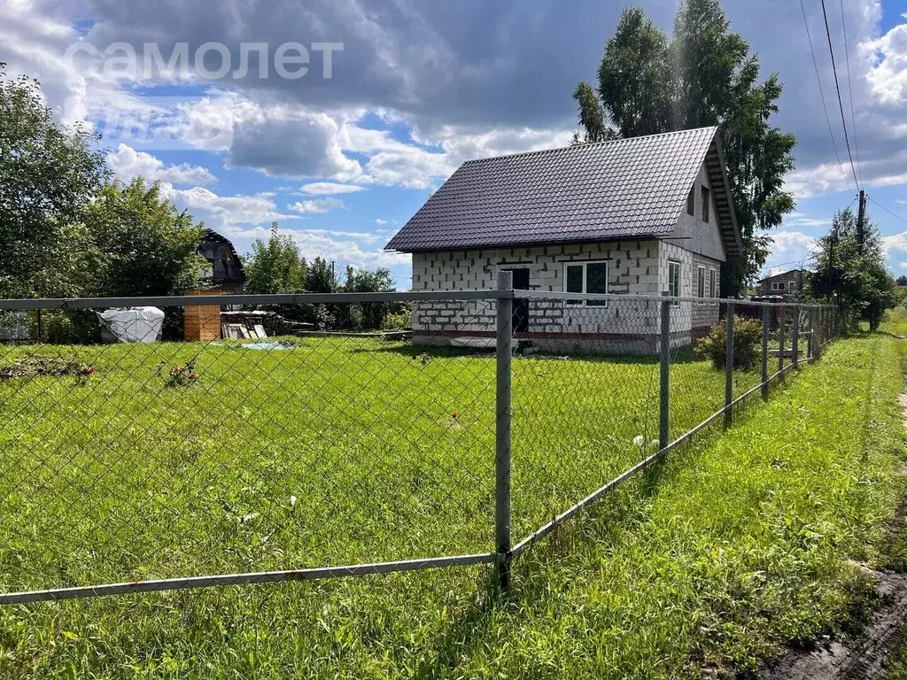 Дом в Башкортостан, Уфимский район, Булгаковский сельсовет, Озерное ... - Фото 0