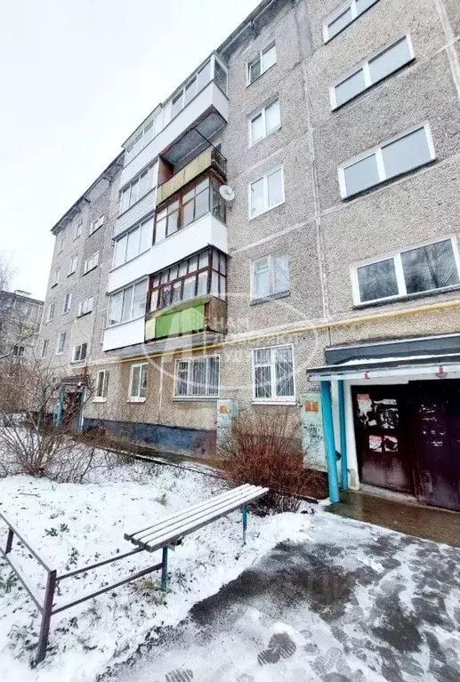 2-к кв. Пермский край, Лысьва ул. Металлистов, 21А (36.1 м) - Фото 1