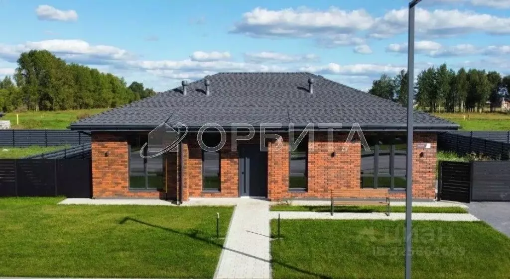 Дом в Тюменская область, Тюменский муниципальный округ, с. Червишево  ... - Фото 1