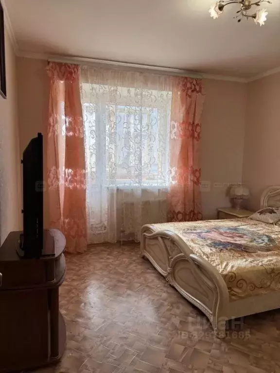 2-к кв. Татарстан, Казань ул. Интернациональная, 13А (64.3 м) - Фото 1