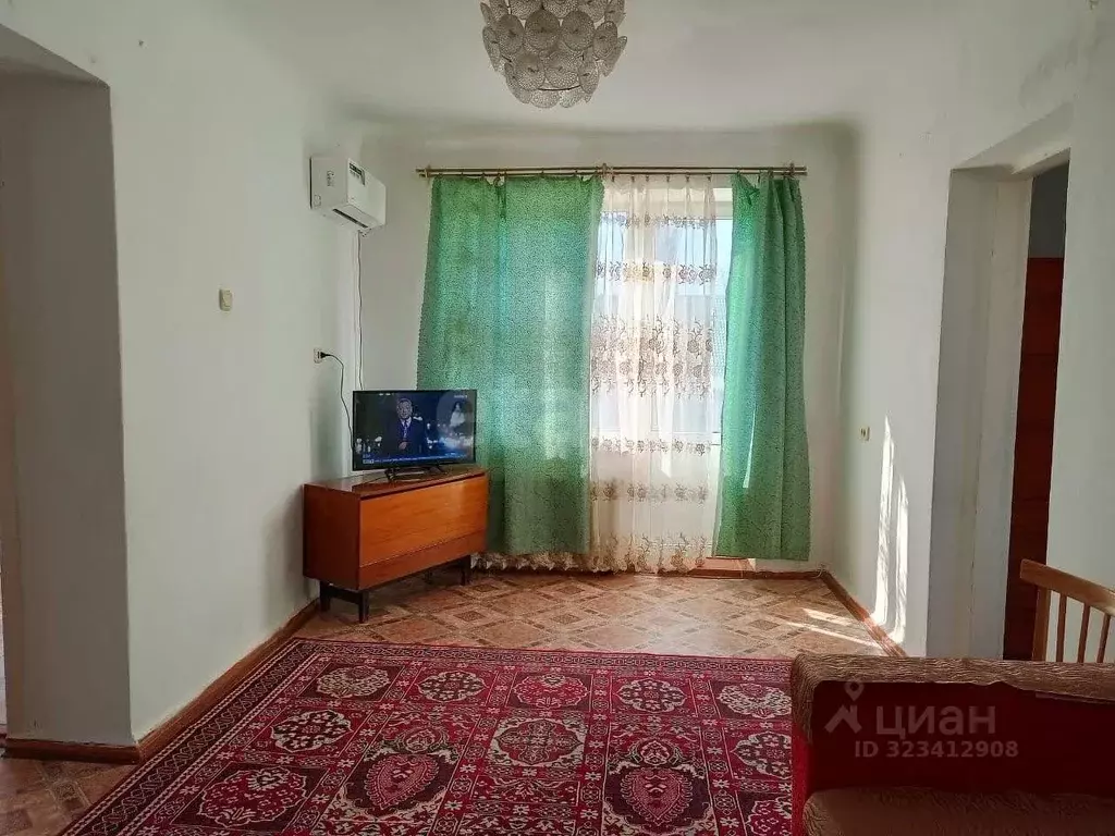 2-к кв. Краснодарский край, Темрюк Октябрьская ул. (43.9 м) - Фото 1