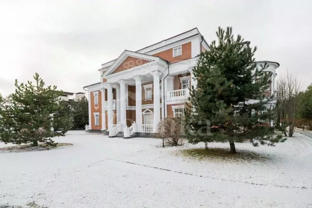 Дом в Московская область, Одинцовский городской округ, д. Жуковка, ... - Фото 1