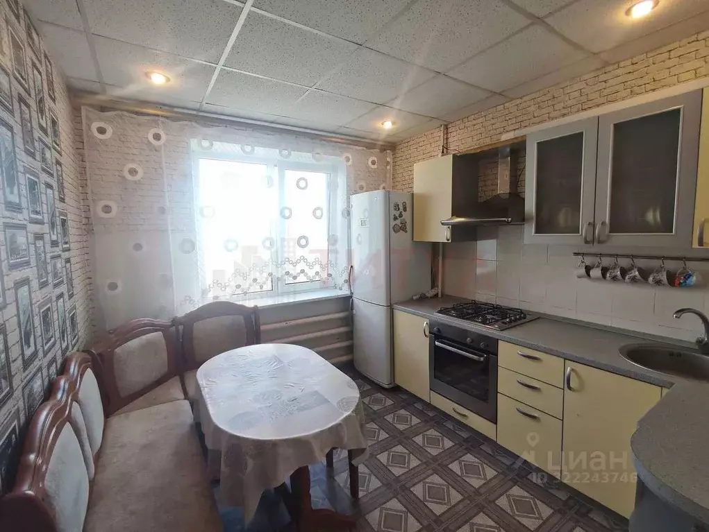 3-к кв. Белгородская область, Старый Оскол ул. Свердлова, 25 (63.0 м) - Фото 1