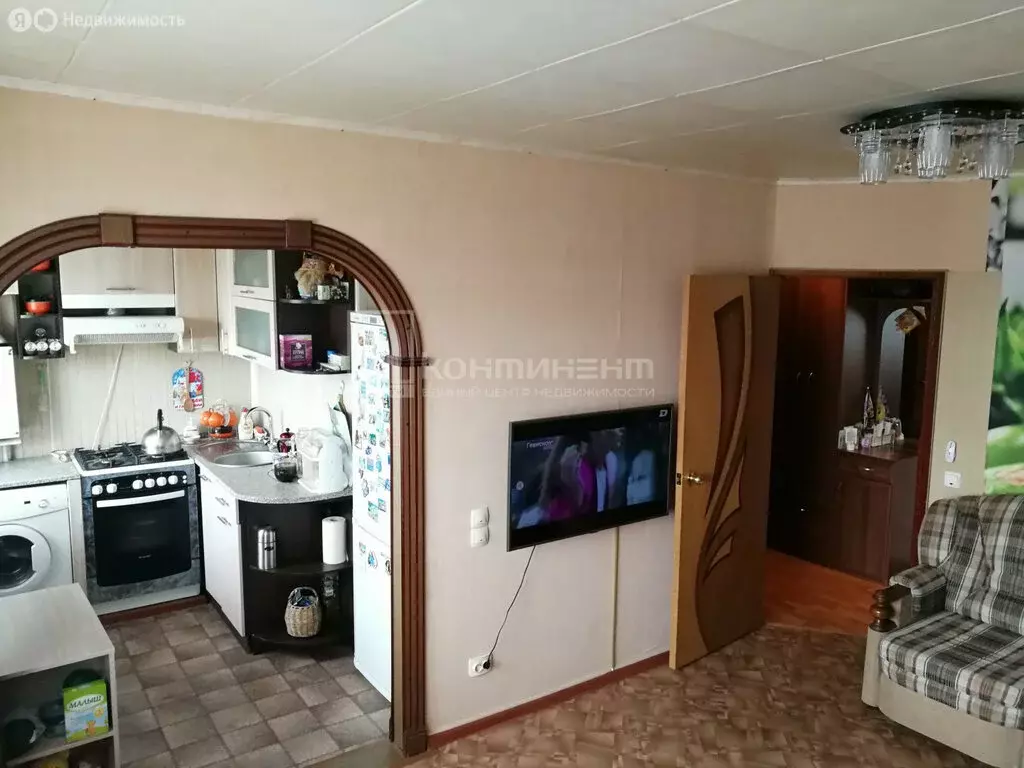3-комнатная квартира: Ковров, улица Ногина, 59 (63 м) - Фото 0