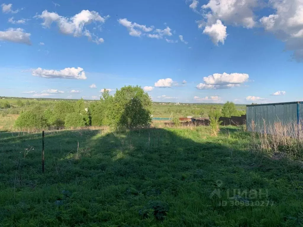 Участок в Московская область, Сергиево-Посадский городской округ, д. ... - Фото 0