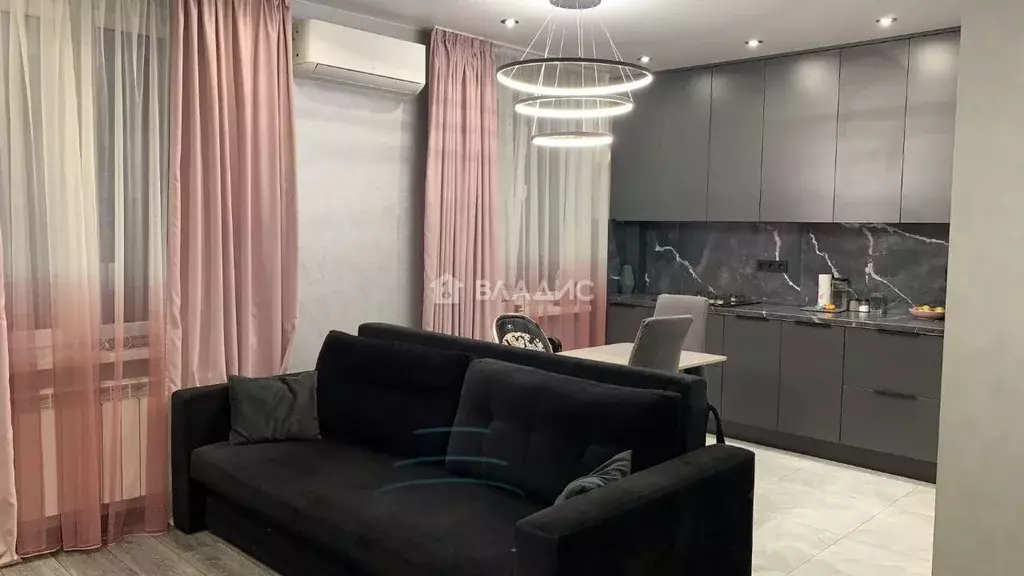 3-к кв. Калининградская область, Гурьевский муниципальный округ, пос. ... - Фото 0