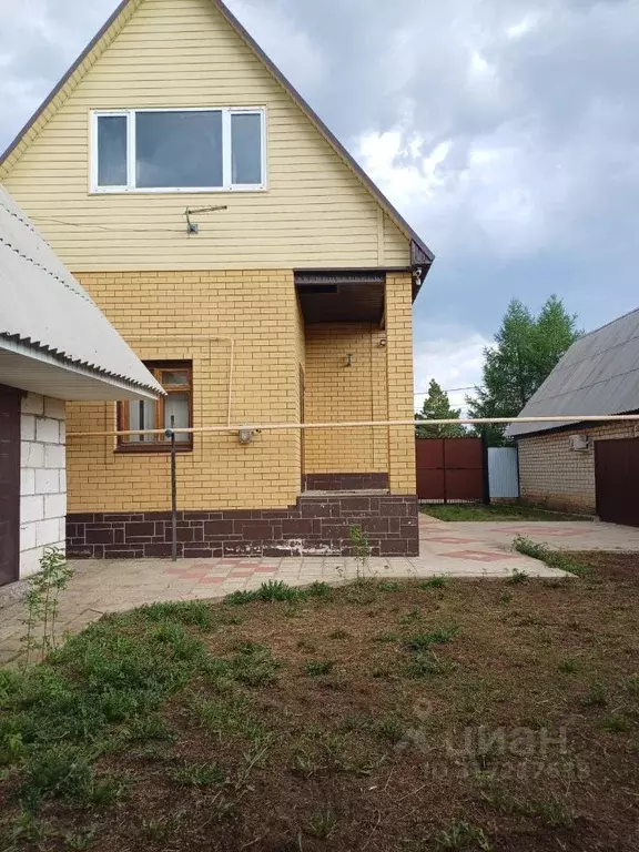 Дом в Оренбургская область, пос. Саракташ ул. Степная, 71А (152 м) - Фото 1