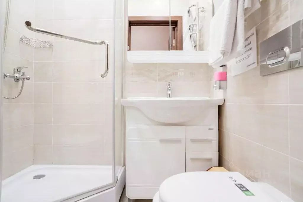 Комната Краснодарский край, Сочи Адлер жилрайон, ул. Ульянова, 31/1 ... - Фото 1