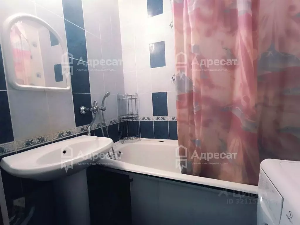 3-к кв. Волгоградская область, Волжский Оломоуцкая ул., 72 (65.8 м) - Фото 1