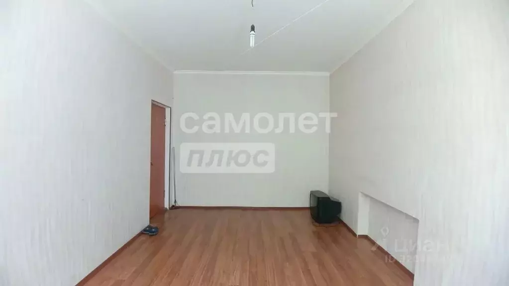 Комната Свердловская область, Екатеринбург ул. Латвийская, 18 (18.2 м) - Фото 2