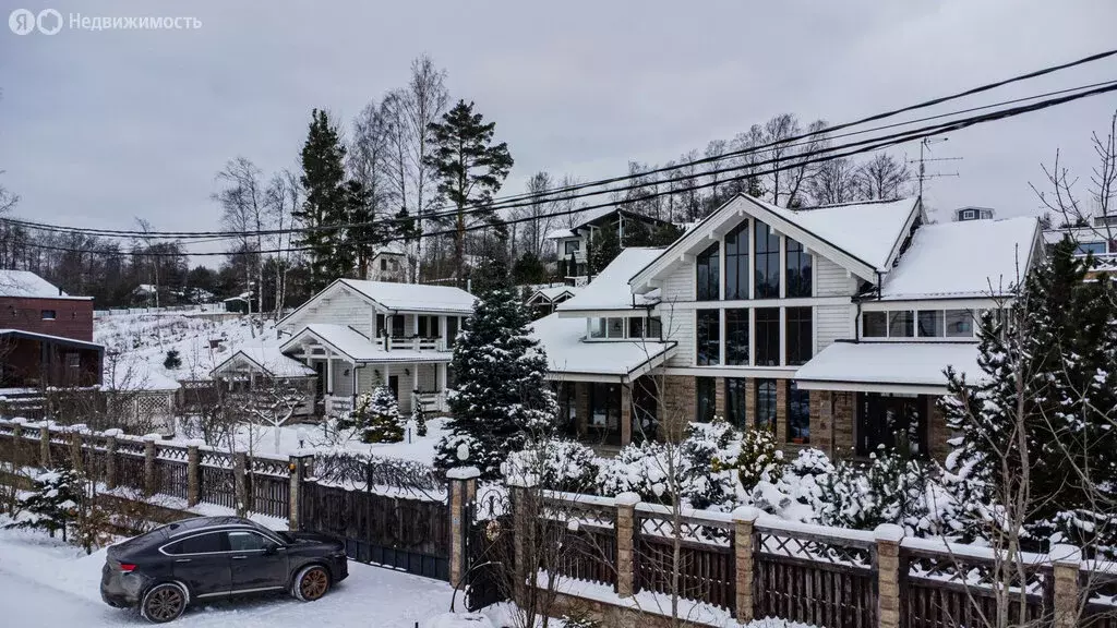 Дом в посёлок Пески, коттеджный посёлок Золотые пески, 27 (434 м) - Фото 2