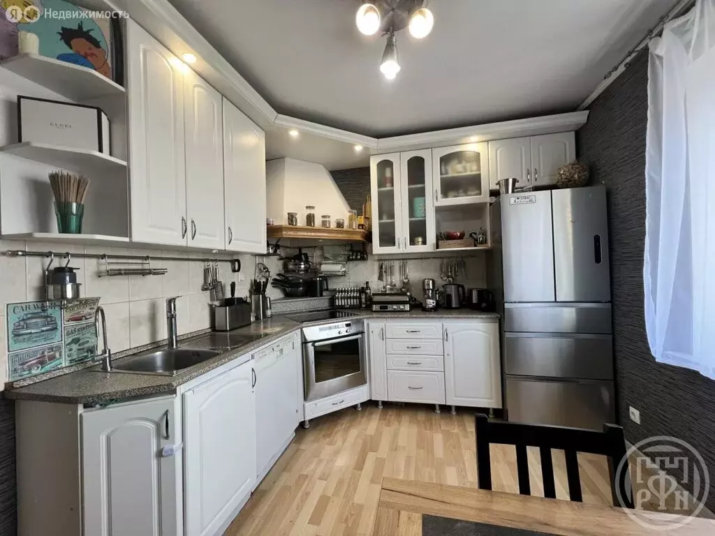 4-комнатная квартира: Санкт-Петербург, улица Типанова, 32к1 (100.6 м) - Фото 1