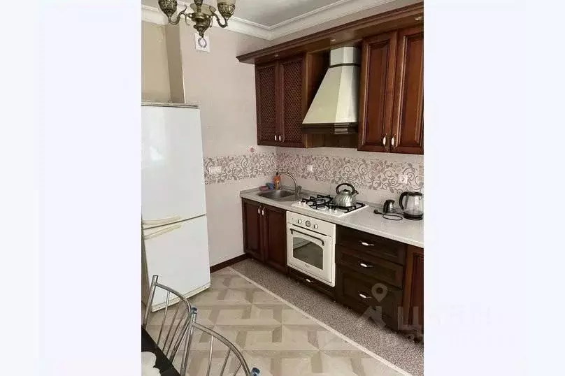 1-к кв. Дагестан, Каспийск ул. Ленина, 59А (10.0 м) - Фото 1