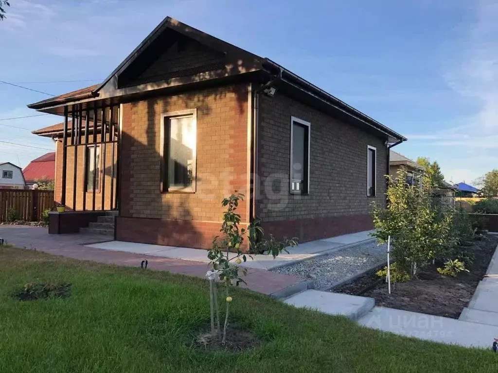 Дом в Тюменская область, Ялуторовский муниципальный округ, с. Беркут ... - Фото 1