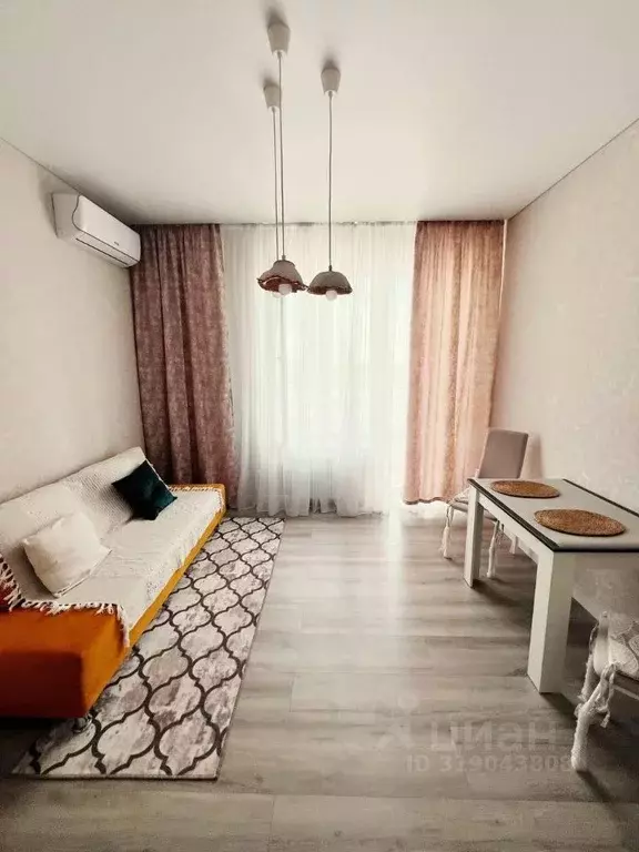1-к кв. Краснодарский край, Краснодар Воронежская ул., 47/10 (36.0 м) - Фото 0