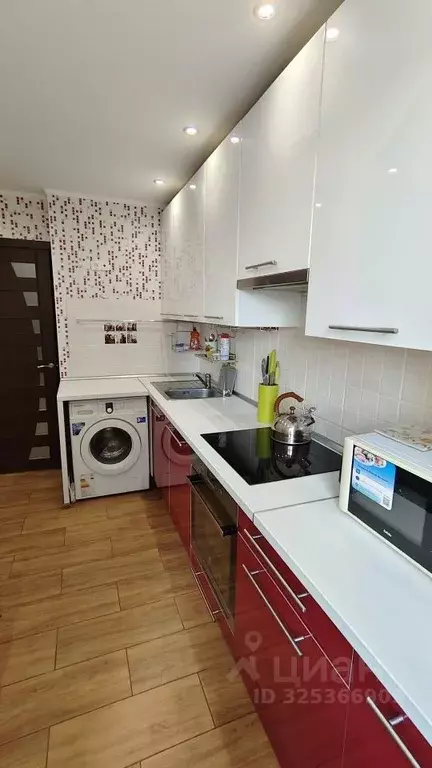 3-к кв. Свердловская область, Екатеринбург ул. Куйбышева, 102А (62.0 ... - Фото 2