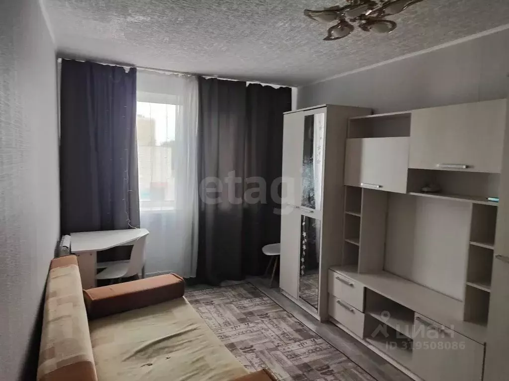 1-к кв. Белгородская область, Губкин ул. Петра Великого, 26 (33.0 м) - Фото 0