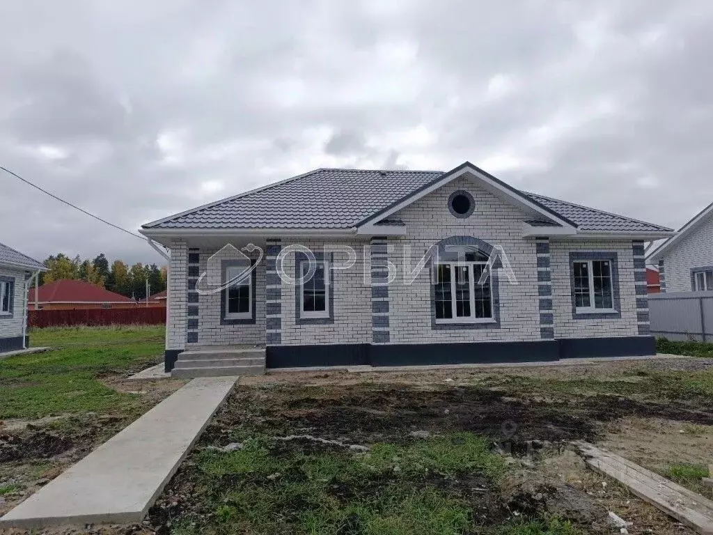 Дом в Тюменская область, Тюменский муниципальный округ, с. Перевалово ... - Фото 1