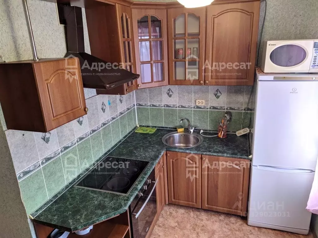 2-к кв. Волгоградская область, Волгоград ул. Рокоссовского, 40А (52.0 ... - Фото 1