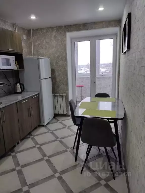 2-к кв. Пензенская область, Кузнецк Гражданская ул., 49 (51.0 м) - Фото 1