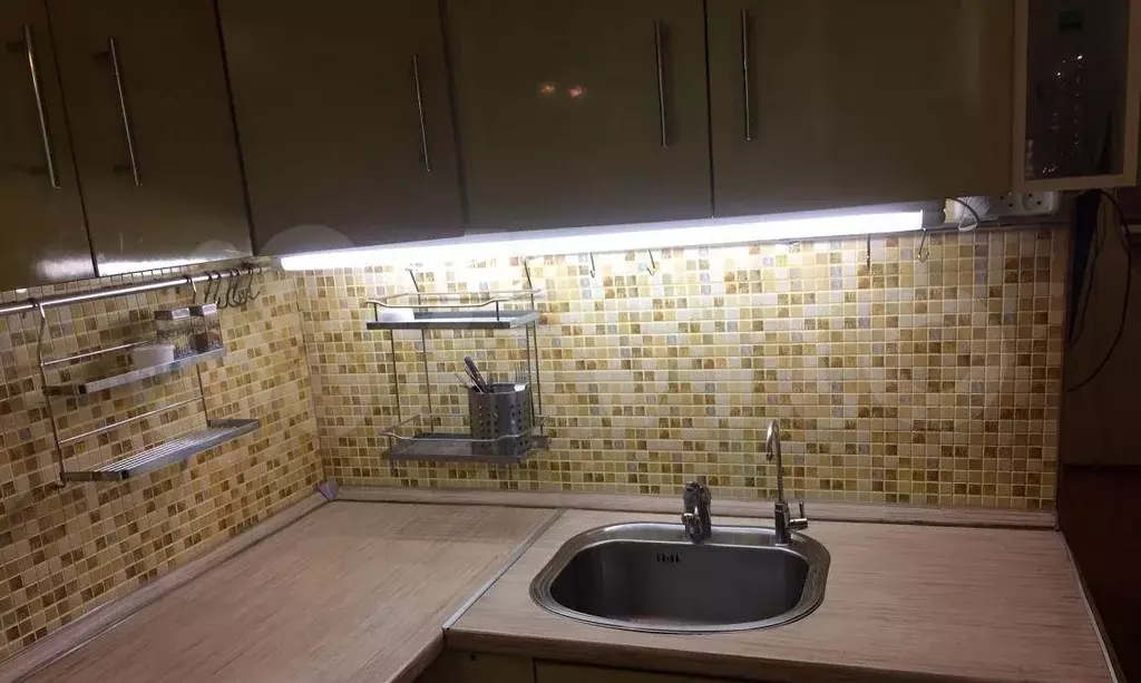 1-к. квартира, 28 м, 2/5 эт. - Фото 1