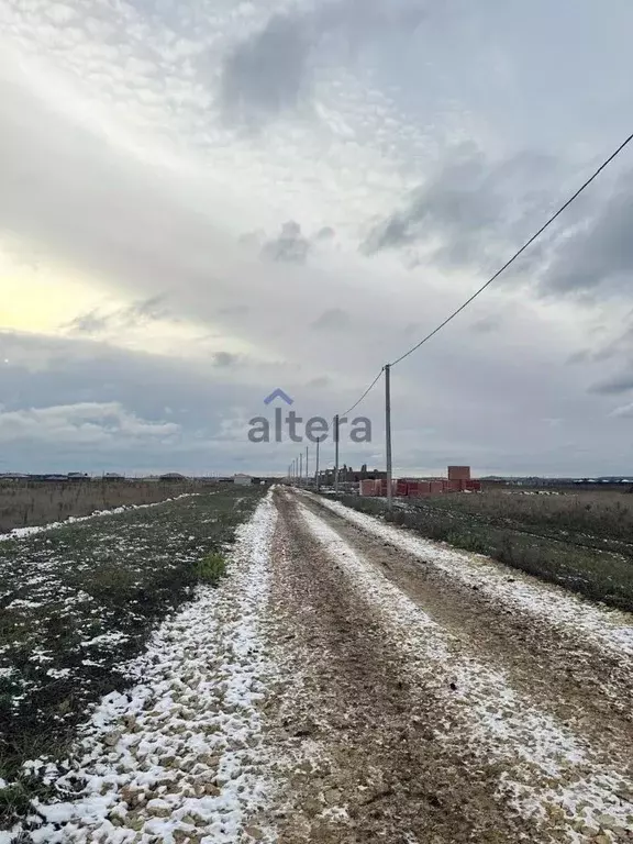 Участок в Татарстан, Лаишевский район, Егорьевское с/пос, д. Кзыл-Иль, ... - Фото 1