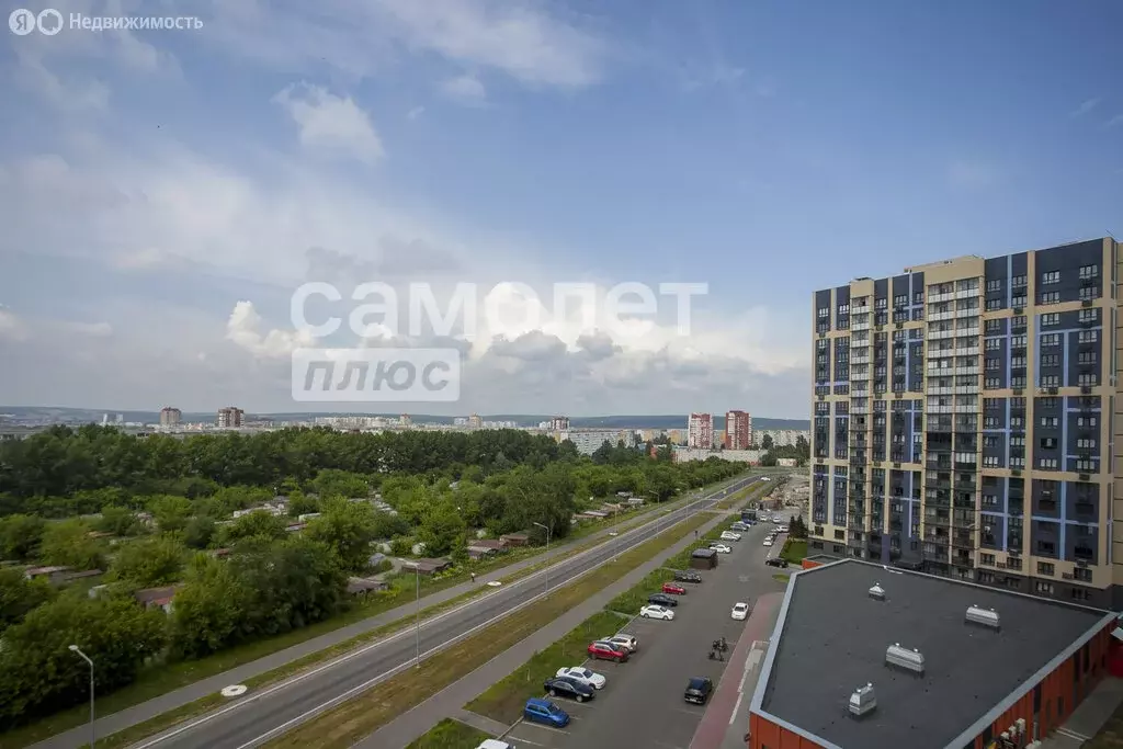 3-комнатная квартира: Кемерово, бульвар Строителей, 60к1 (61.9 м) - Фото 1