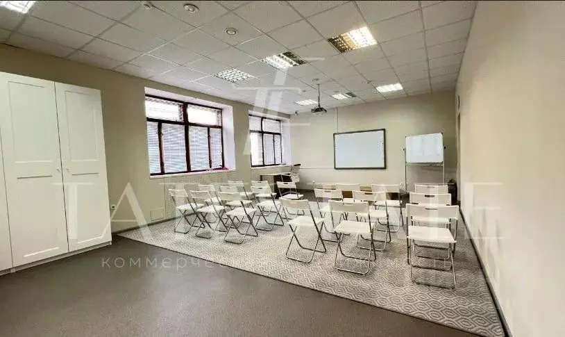 Офис в Татарстан, Казань ул. Островского, 104 (270 м) - Фото 2