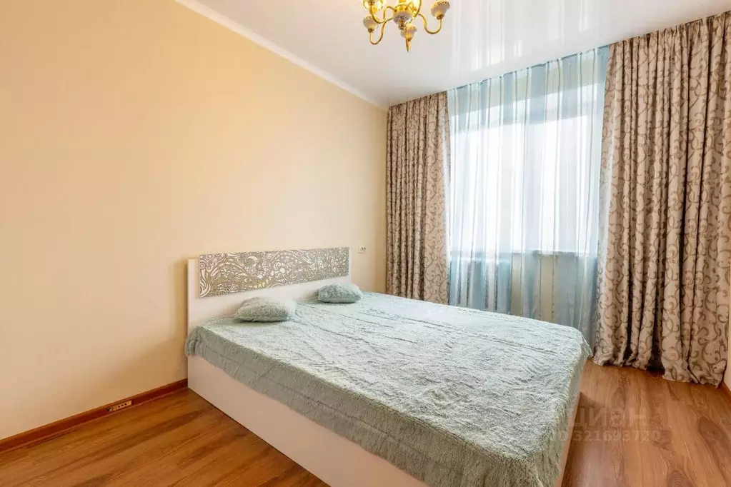 2-к кв. Тюменская область, Тобольск 7-й мкр, 12А (52.0 м) - Фото 0