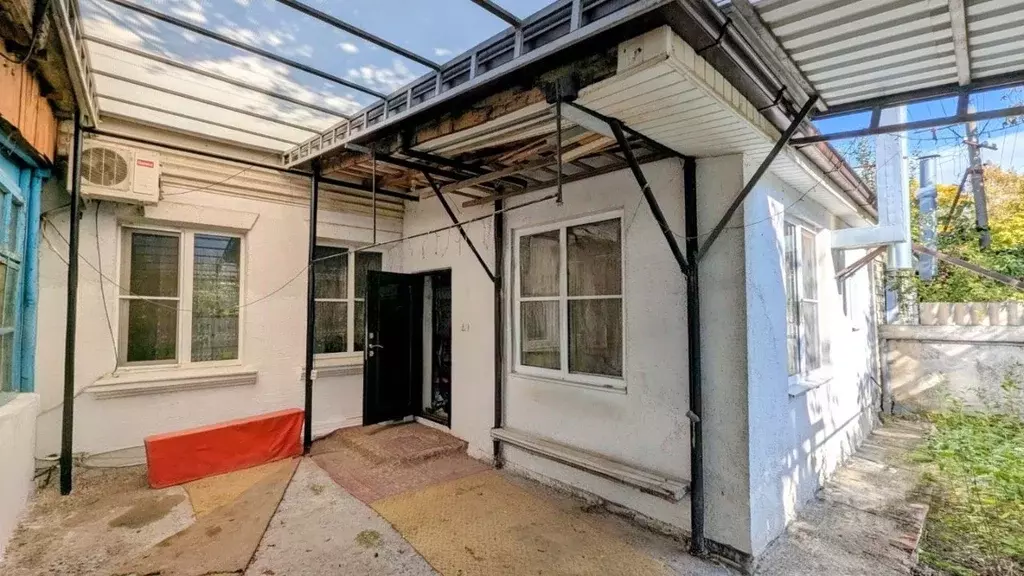 2-к кв. Краснодарский край, Абинский район, Ахтырское городское ... - Фото 2