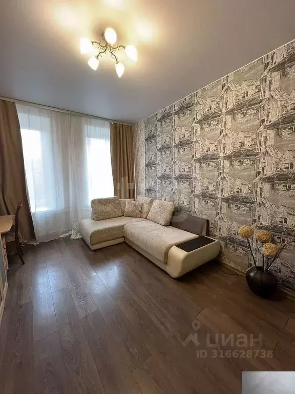 2-к кв. Санкт-Петербург 9-я Васильевского острова линия, 56 (48.9 м) - Фото 0