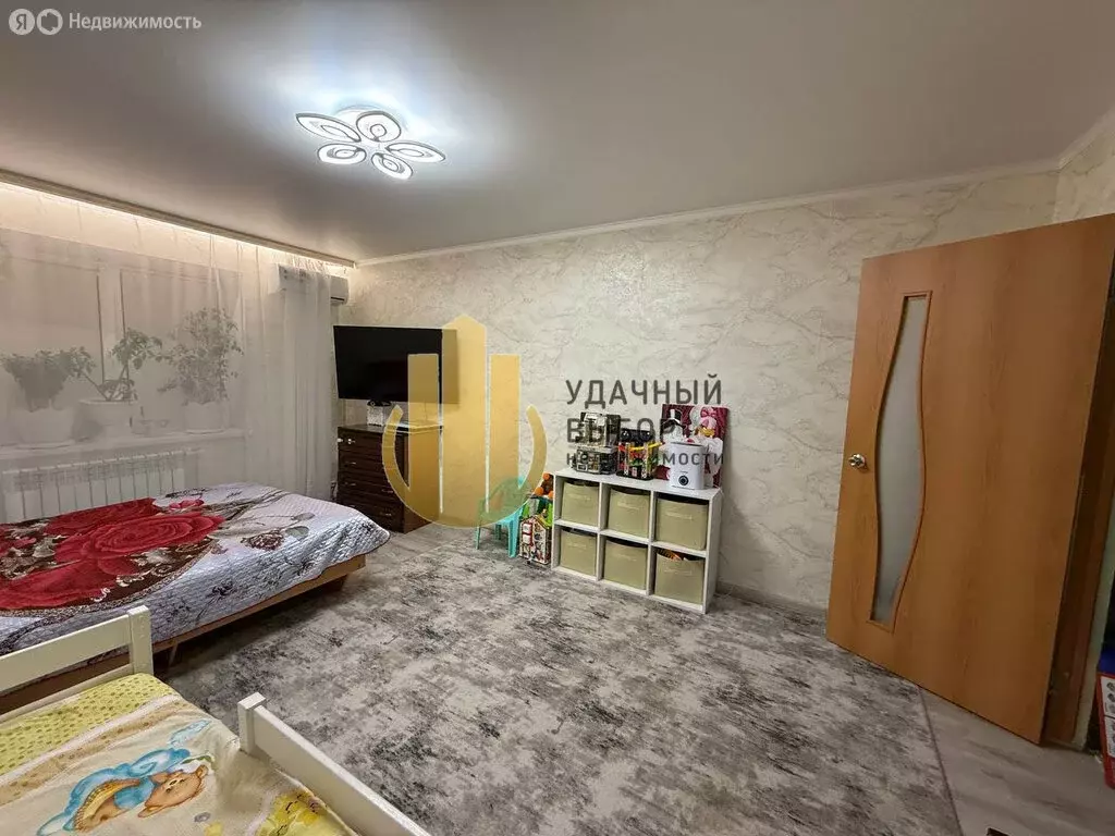 1-комнатная квартира: посёлок городского типа Шолоховский, улица ... - Фото 1