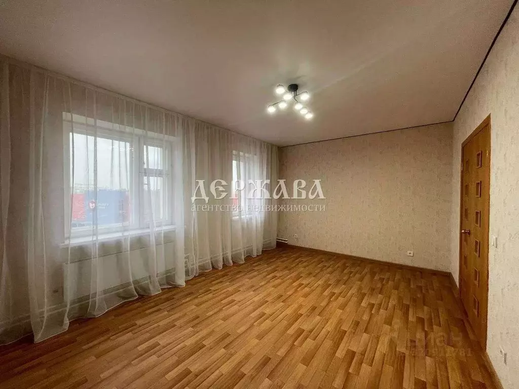 2-к кв. Белгородская область, Старый Оскол Дубрава мкр, 1 кв-л, 18 ... - Фото 1