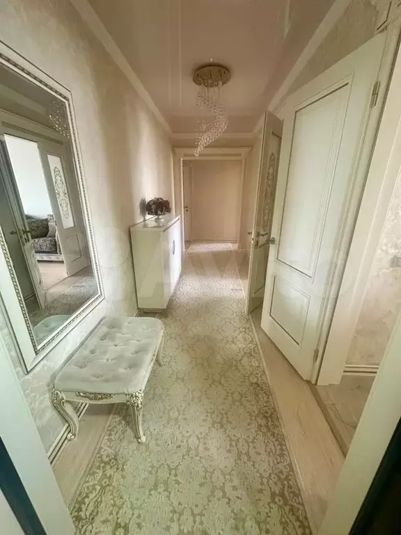 3-к. квартира, 100 м, 7/9 эт. - Фото 1