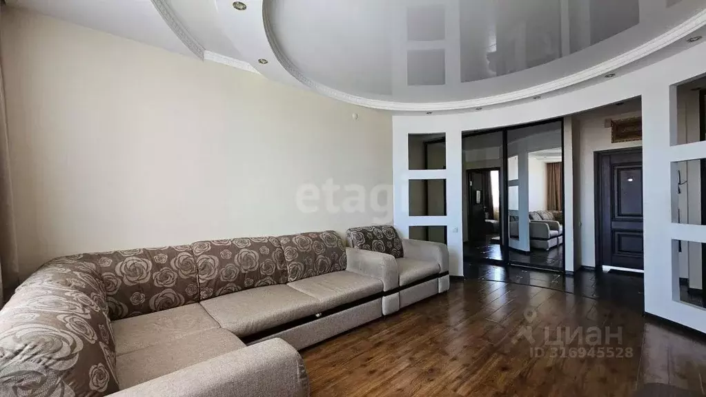 2-к кв. Карачаево-Черкесия, Черкесск Международная ул., 8Б (56.5 м) - Фото 0