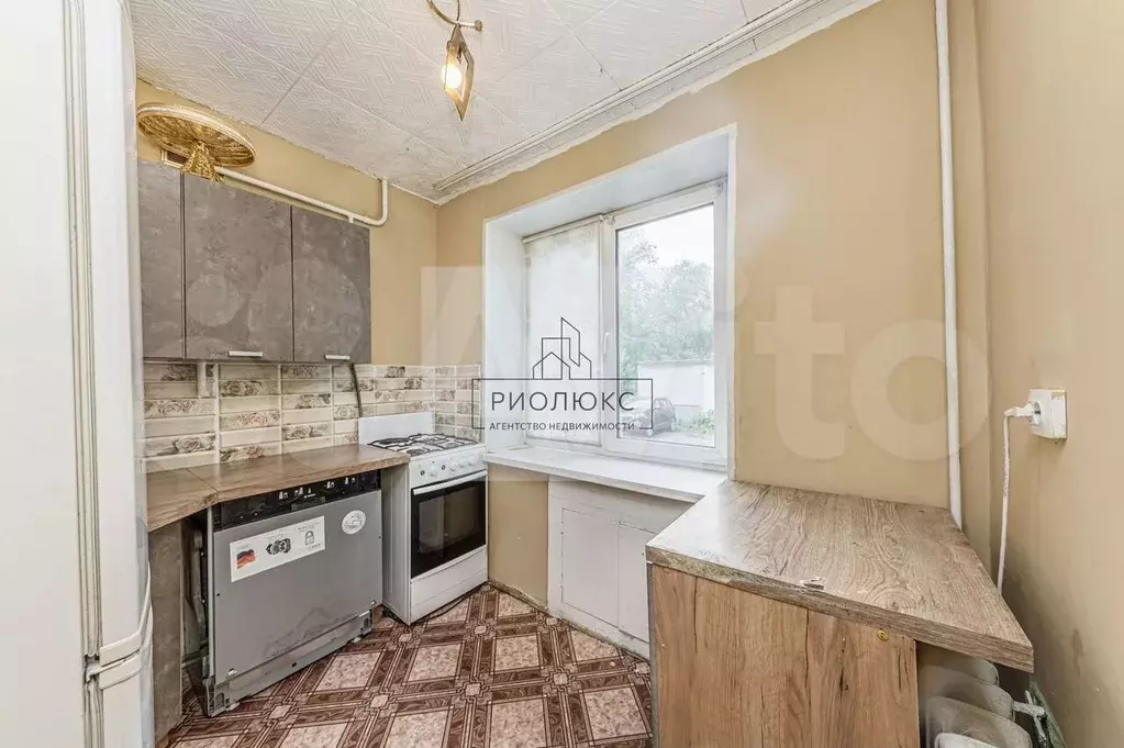 3-к. квартира, 58,2 м, 1/5 эт. - Фото 0