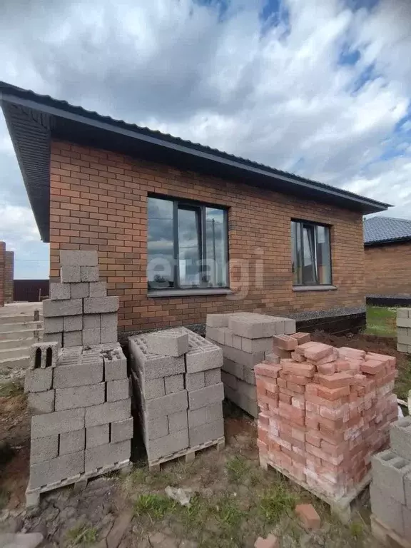 Дом в Башкортостан, Иглинский район, Акбердинский сельсовет, д. ... - Фото 2