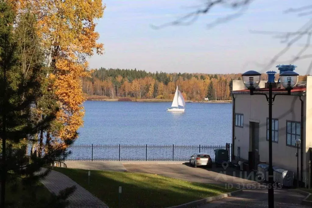 Комната Московская область, Мытищи городской округ, д. Большая Черная ... - Фото 1
