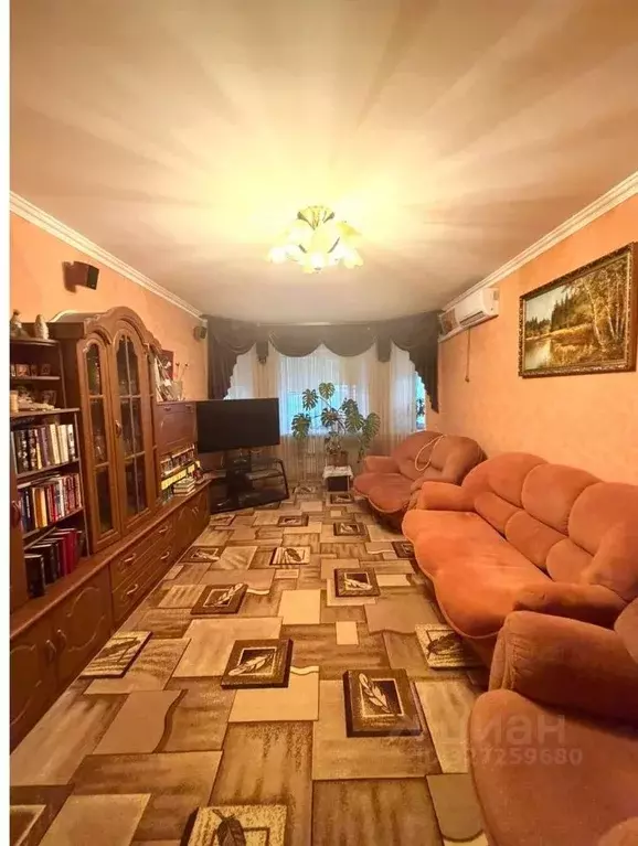 2-к кв. Белгородская область, Белгород ул. Есенина, 20в (76.1 м) - Фото 1