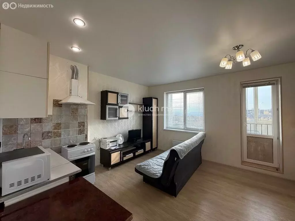 Квартира-студия: Казань, улица Рауиса Гареева, 103 (30 м) - Фото 2